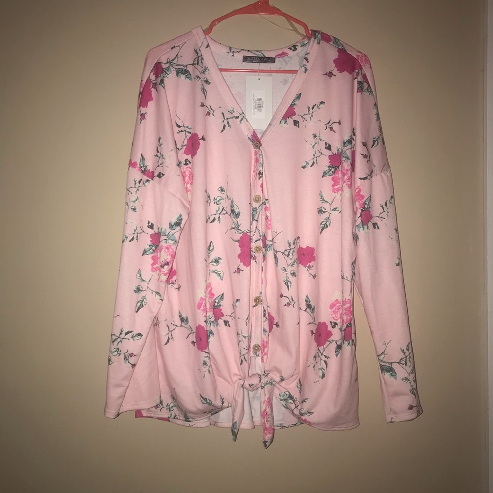 Glitzy Glam boutique pink blouse.